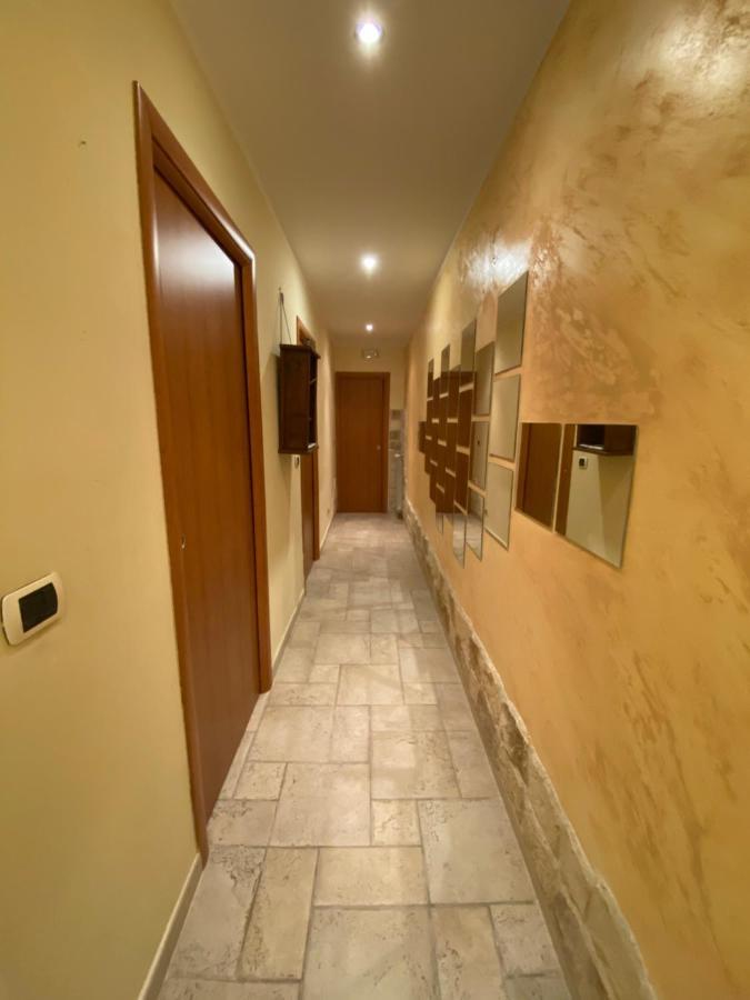 Br Apartment Бари Экстерьер фото